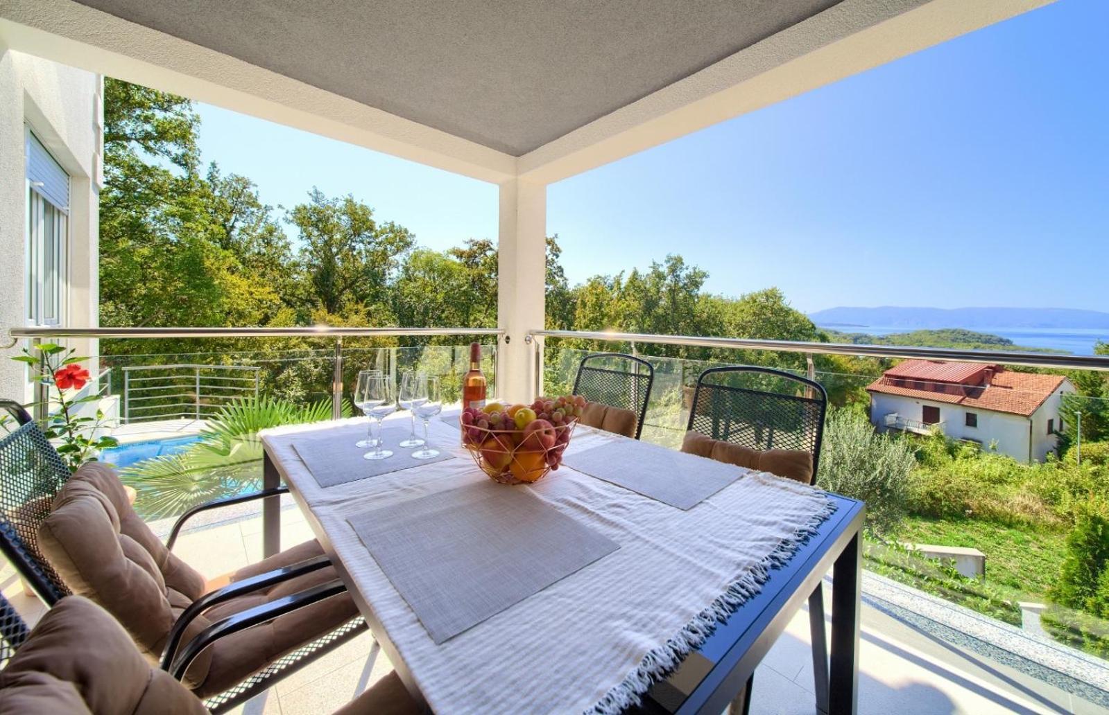 Apartment Sasso Bianco With The Private Pool Njivice Exterior foto